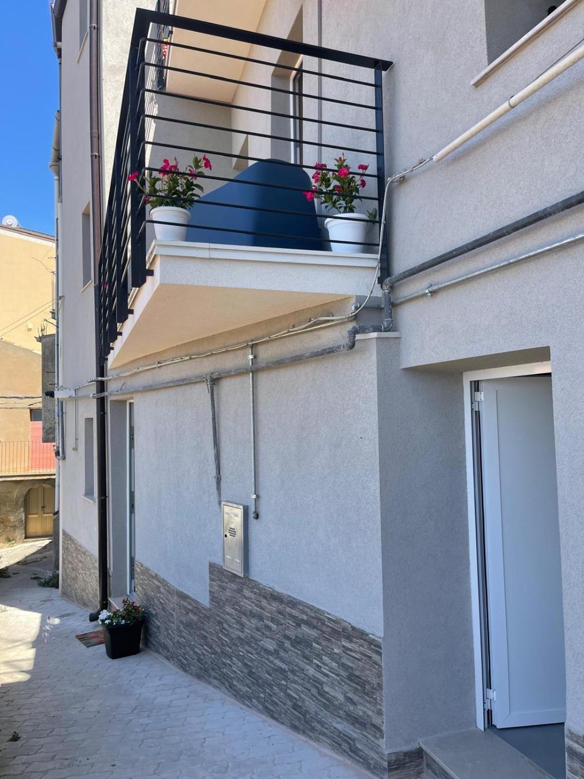 Assoro Crysas Home מראה חיצוני תמונה